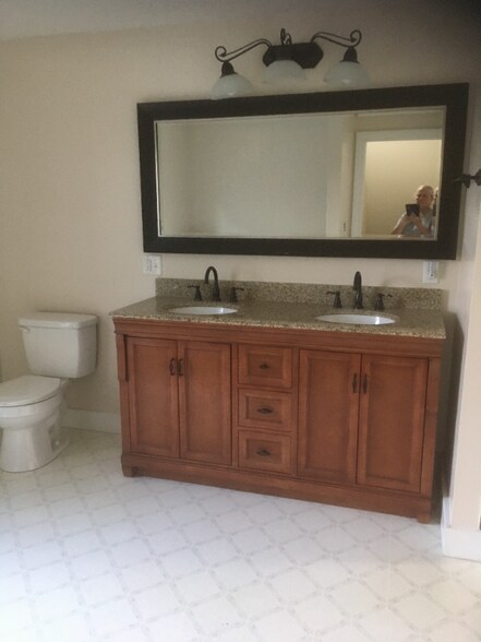 Building Photo - 508 N Front St