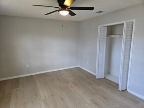 Building Photo - 313 Oxford Ct