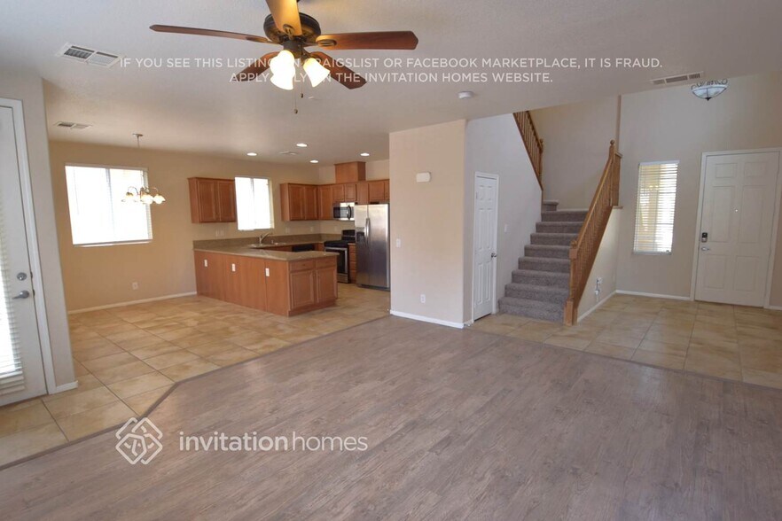 Building Photo - 8344 S Pioneer Way