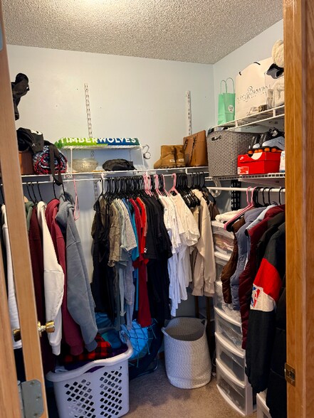 Building Photo - 2221 Polk St NE