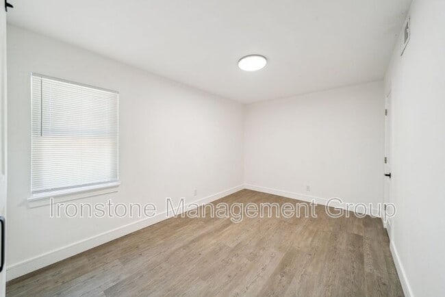 Building Photo - 3171 49th St
