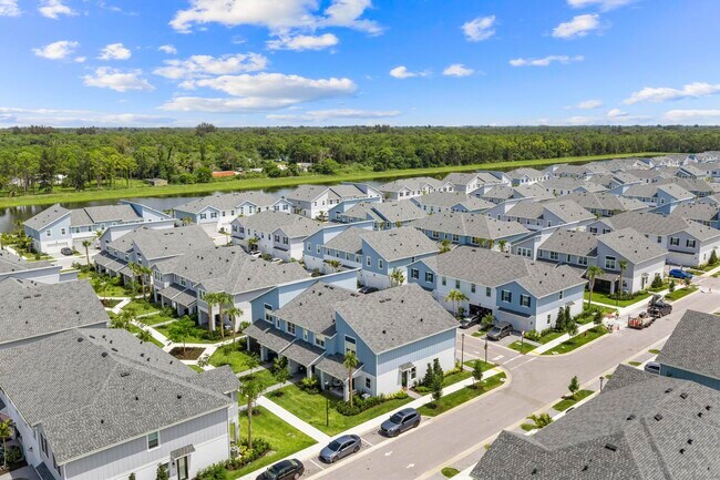 Building Photo - 16417 Mirabell Mnr Ln
