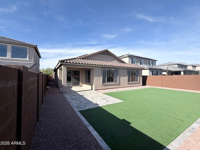 Building Photo - 32441 N 19th Ln