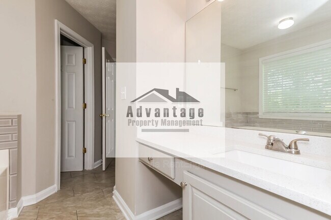 Building Photo - 503 Sherwin Ct