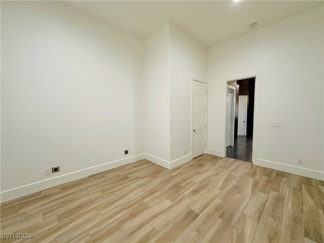 Building Photo - 2025 Grouse St