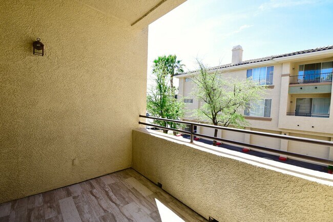 Building Photo - UPGRADED LOVELY 2 BED 2 BATH CONDO AT VISTANA