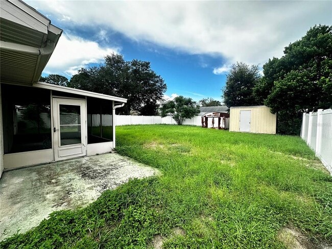 Building Photo - 8225 Pin Oak Ave