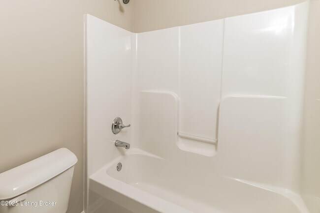 Building Photo - 228 Bald Eagles Cir