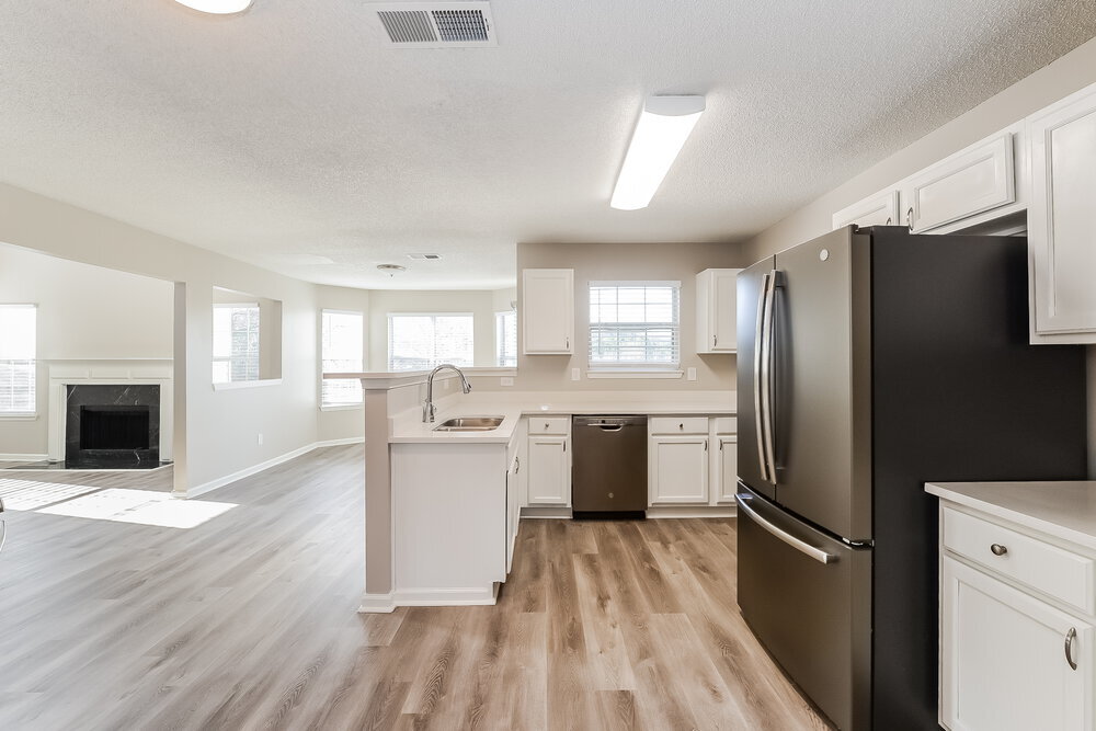 Building Photo - 3948 English Valley Dr