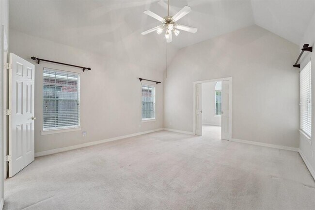 Building Photo - 11806 Regency Forest Dr