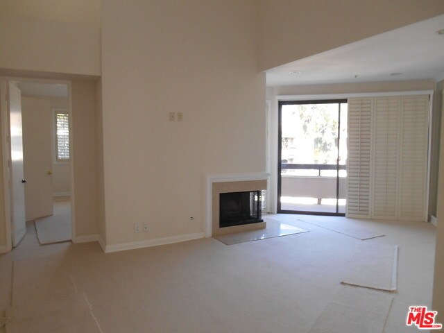 Building Photo - 2131 Century Park Ln