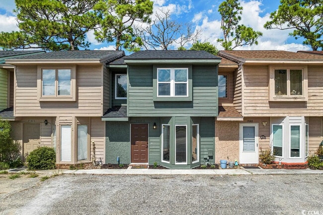 Building Photo - 708 65th Ave N