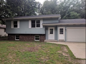 Building Photo - 290 Garfield St