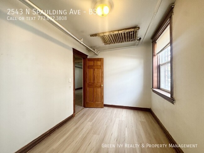 Building Photo - 2543 N Spaulding Ave