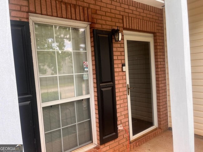 Building Photo - 5155 Yellow Pine Dr