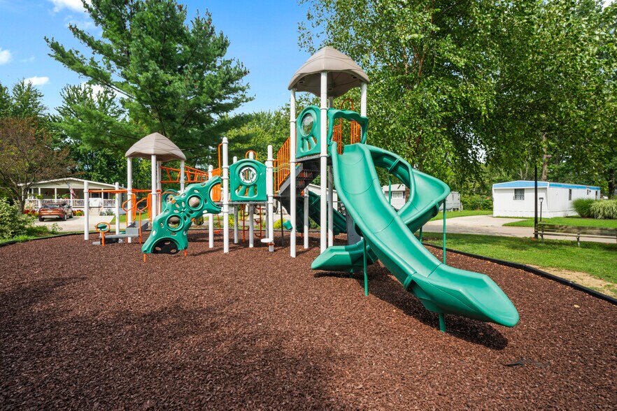 Building Photo - 6610 Lear Nagle Rd