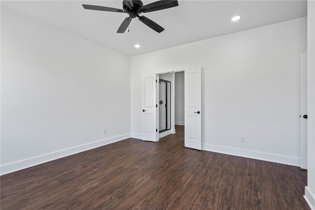 Building Photo - 90 Watson Ln