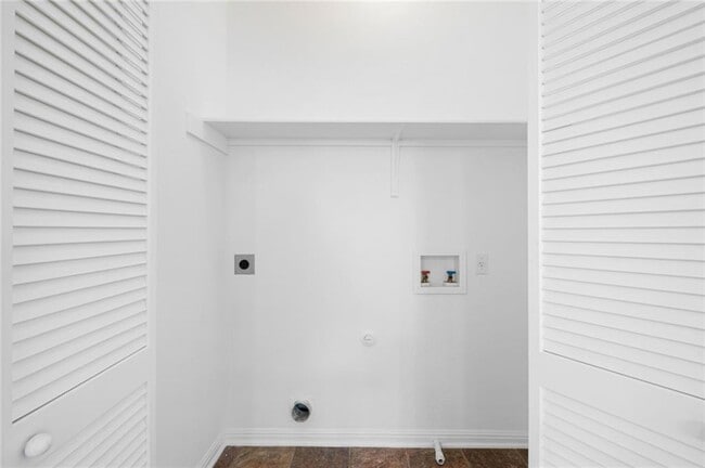 Building Photo - 5608 Netleaf Rd