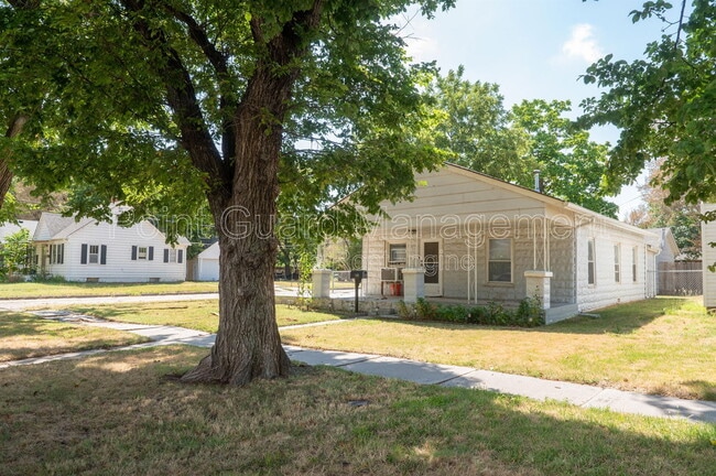 Building Photo - 149 S Richmond Ave