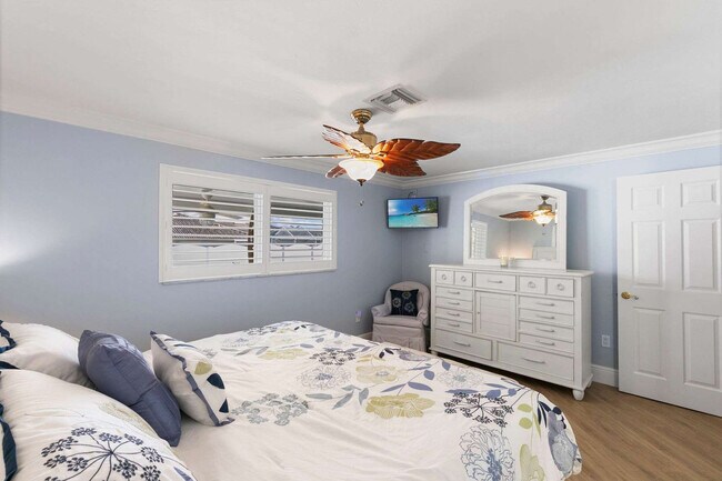 Building Photo - 685 N Barfield Dr