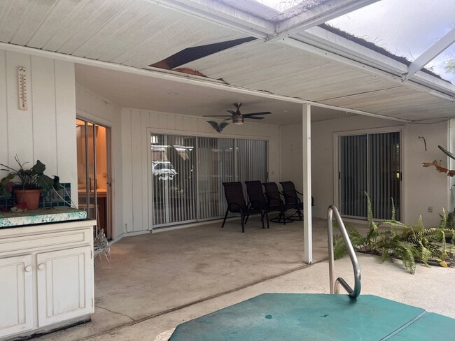 Building Photo - 3BD/2BA