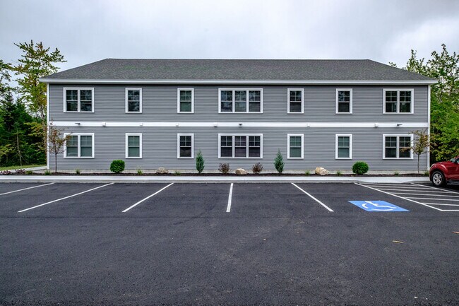Building Photo - 15 Eco Way