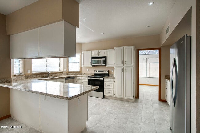 Building Photo - 151 E Jeanine Dr