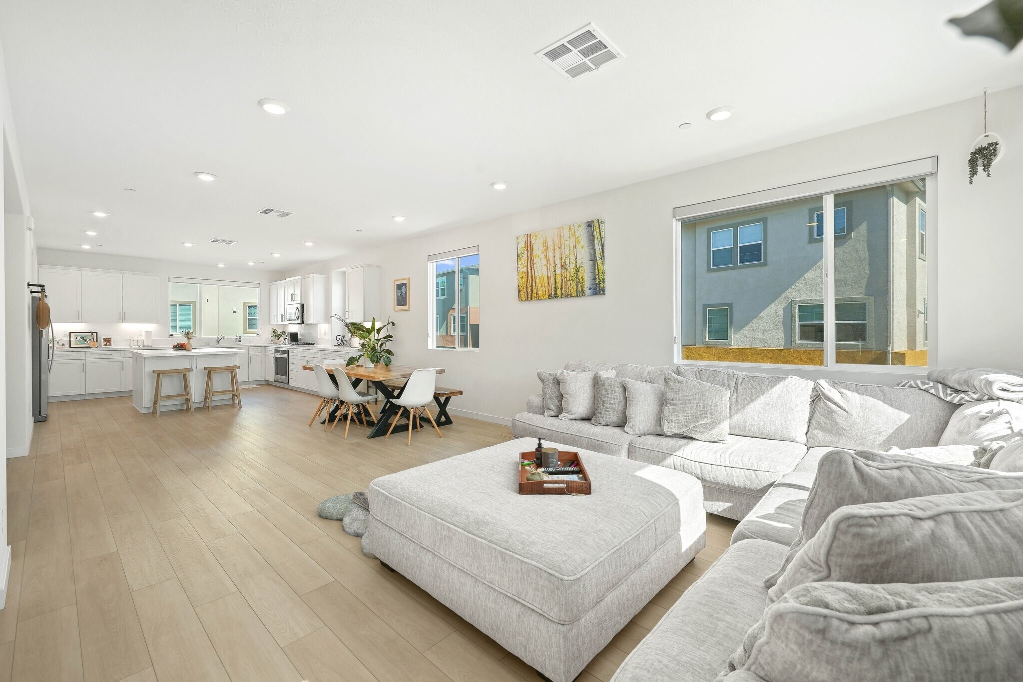 LVRM, Dining & Kitchen | Main Second Level - 27586 Manzanita Way