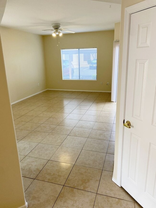 Building Photo - MAY MOVE IN SPECIAL - 1 Bedroom 1 Bath in ...