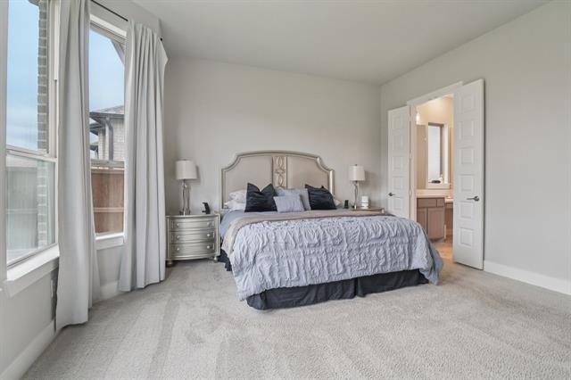 Building Photo - 1329 Stoneleigh Pl