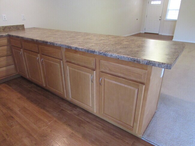 Building Photo - 6540-MF1-E2