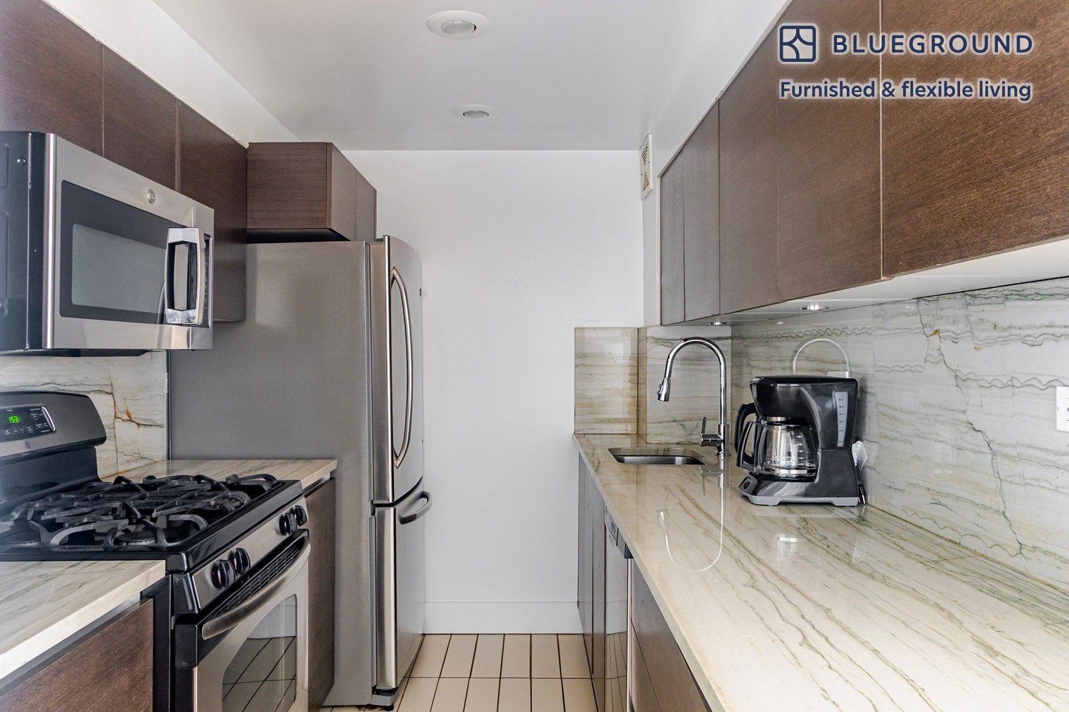 Building Photo - 360 E 65th St