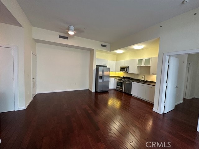 Building Photo - 238 S Arroyo Pkwy
