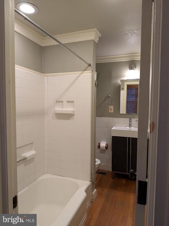 Building Photo - 1222 Union Ave