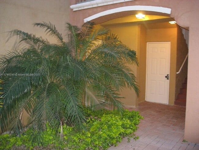 Building Photo - 6630 NW 114th Ave