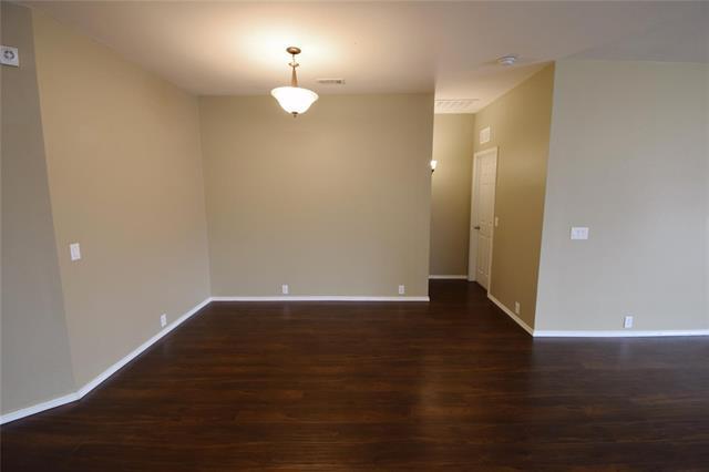 Building Photo - 1006 Abigail Dr