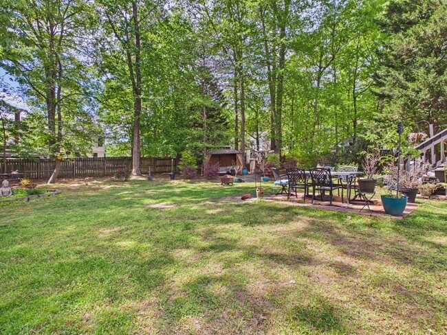 Building Photo - 8413 Wilshire Pl