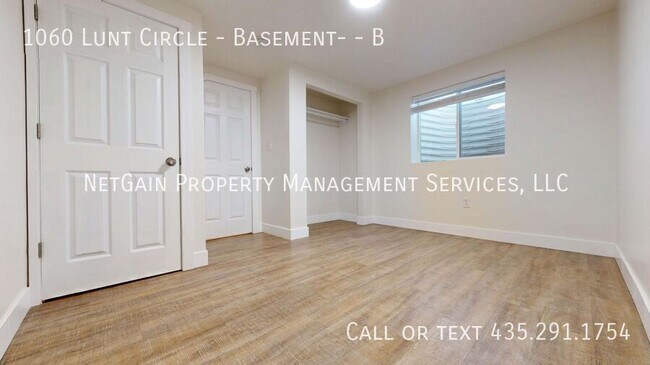 Building Photo - 1060 Lunt Cir