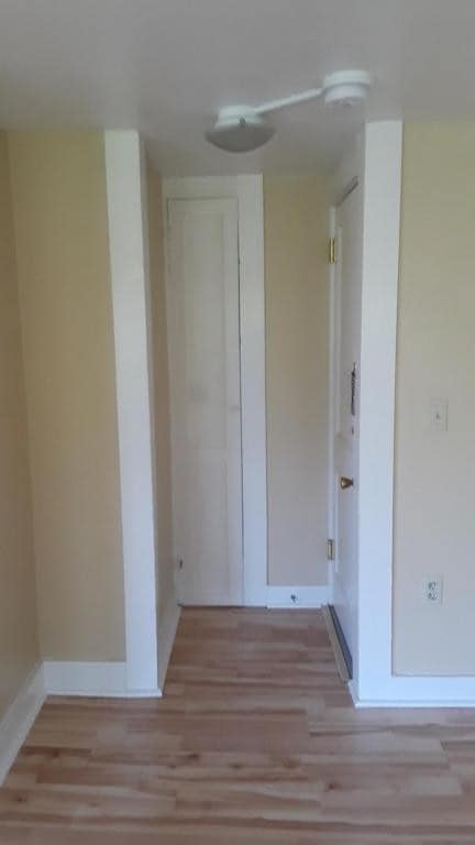 Building Photo - 42 Bank St