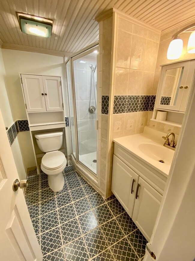 Building Photo - Great Condo in Pompano Beach Just West of ...