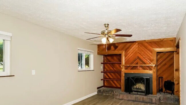 Building Photo - 6815 Turnberry Way