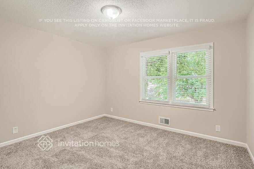 Building Photo - 2846 Cedarbrook Dr
