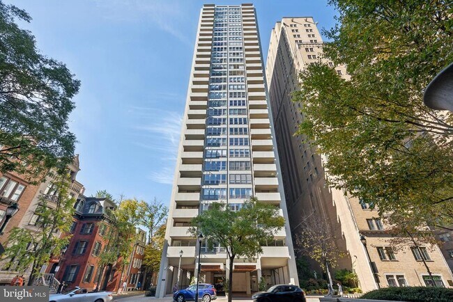 Building Photo - 224 W Rittenhouse Square