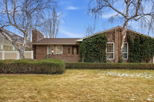 Building Photo - 3592 Bengal Blvd