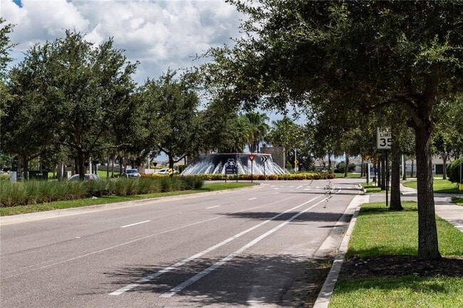 Building Photo - 16619 Mooner Plank Cir