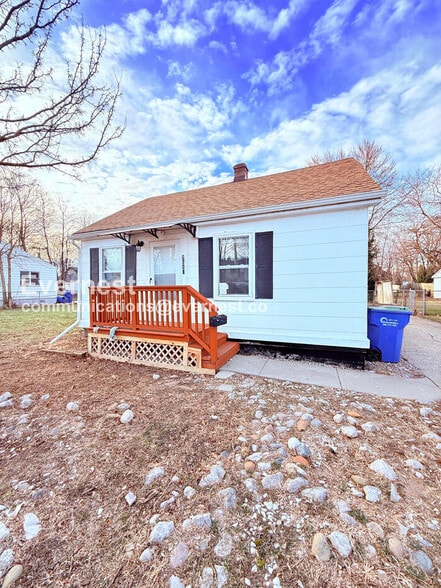 Building Photo - 8640 Chalmers Ave