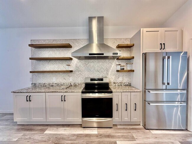 Building Photo - 10226 Evergreen Hill Dr