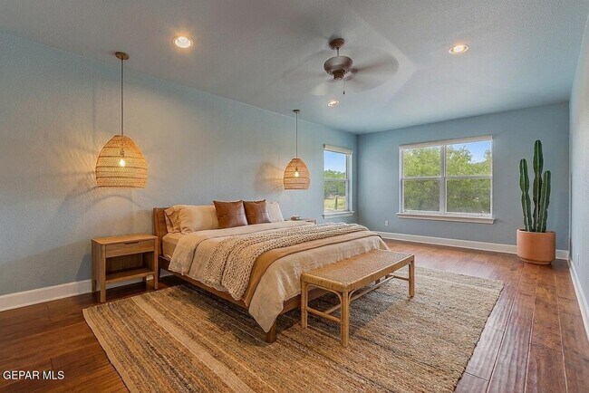 Building Photo - 6528 Calle Placido Dr