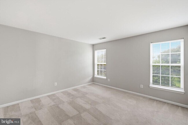 Building Photo - 6008 Preswell Ct
