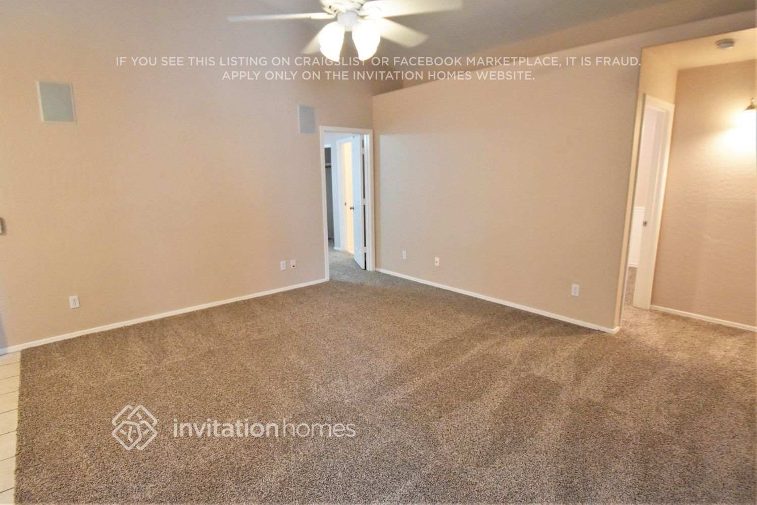 Building Photo - 8808 E Des Moines St